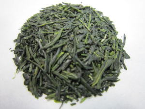 はるもえぎ茶葉.jpg